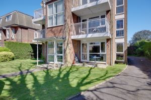 Rear External- click for photo gallery